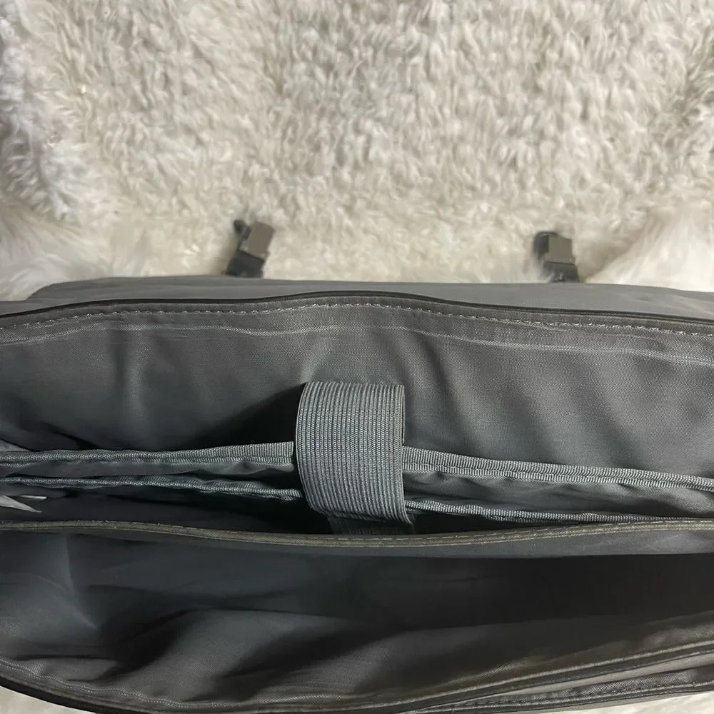 Heritage Columbian Leather black Dual Compartment 16” Portfolio Laptop Bag